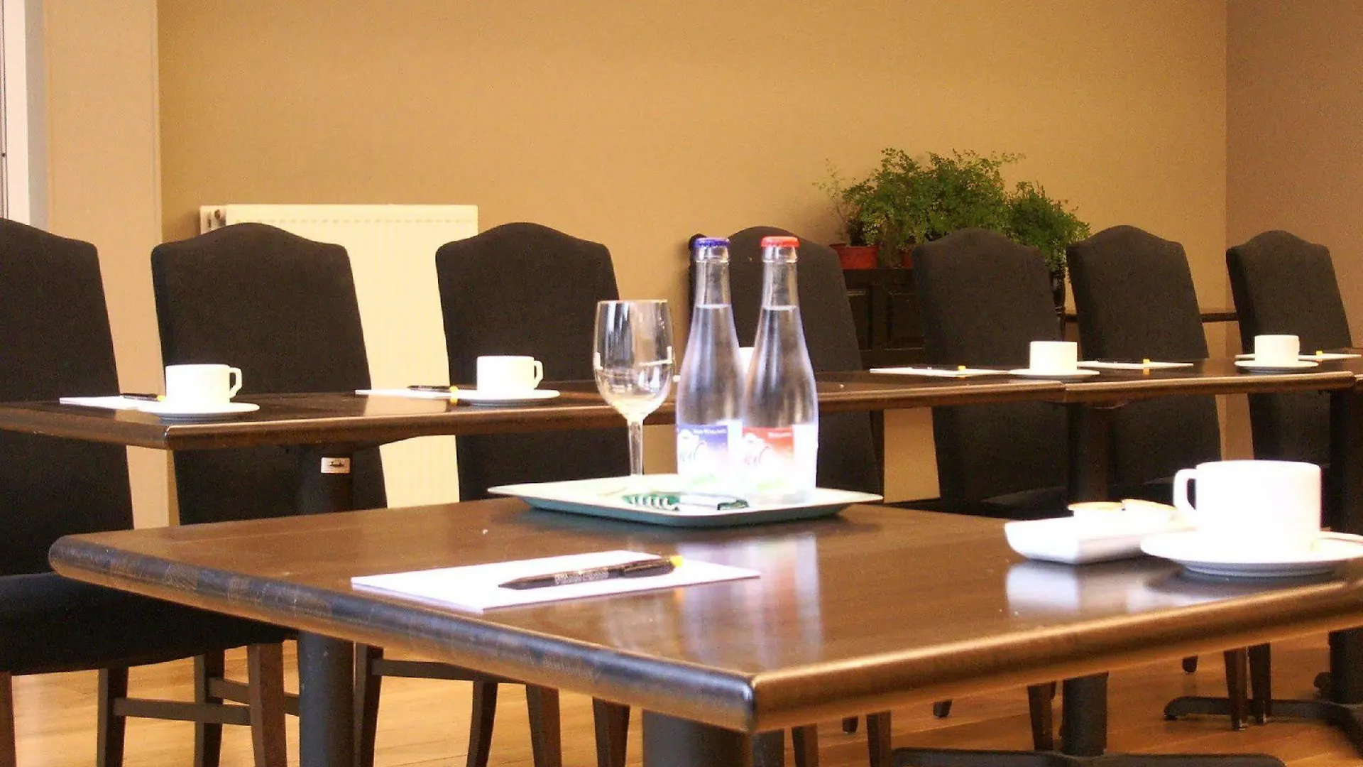 Eco Hotel Diamond Antwerp 3*,